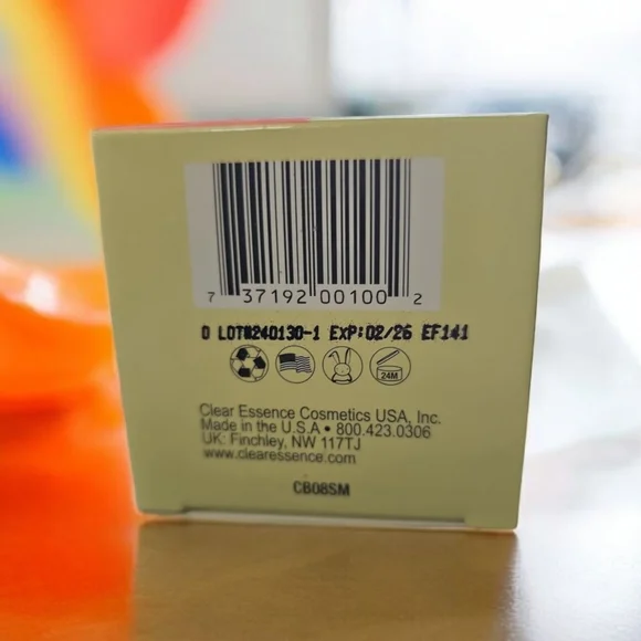 Clear Essence Platinum Skin Beautifying Milk- Maxi-Tone- 227g - Picture 5 of 5